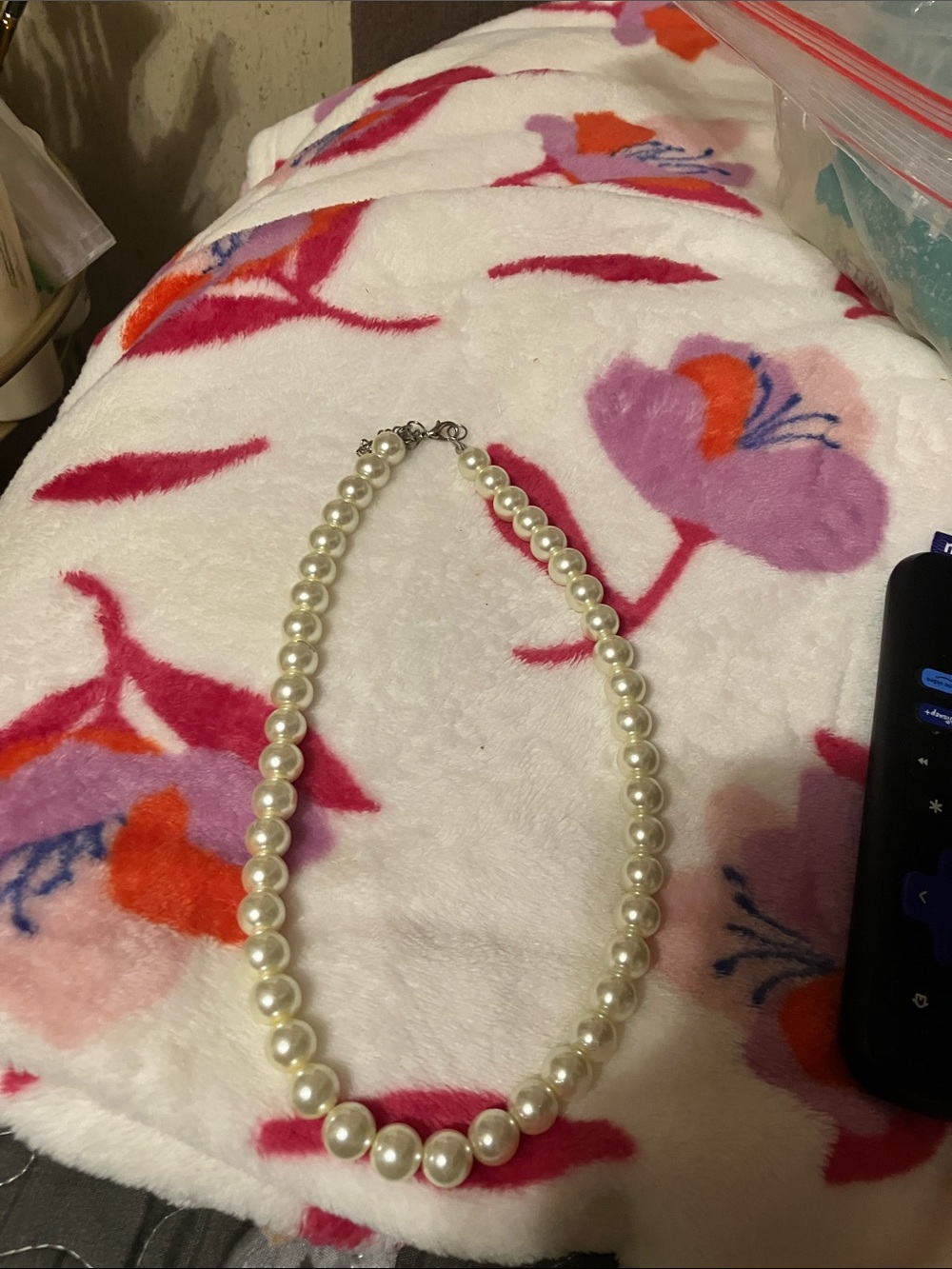 Classic Pearl Strand Necklace - Cream Pearls